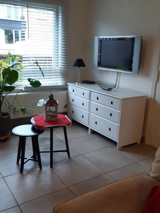 Our Lily House, Een Gezellig Familiehuis In Rustige Omgeving Βίλα Μπριζ Εξωτερικό φωτογραφία