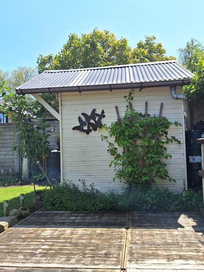 Our Lily House, Een Gezellig Familiehuis In Rustige Omgeving Βίλα Μπριζ Εξωτερικό φωτογραφία